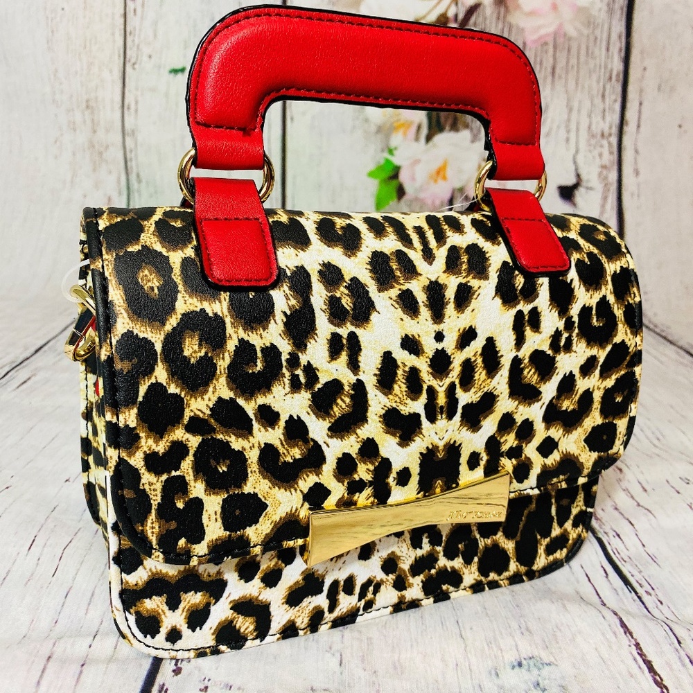 Betsey Johnson Leopard Red Crossbody Top Handle Bag - Picture 9 of 9